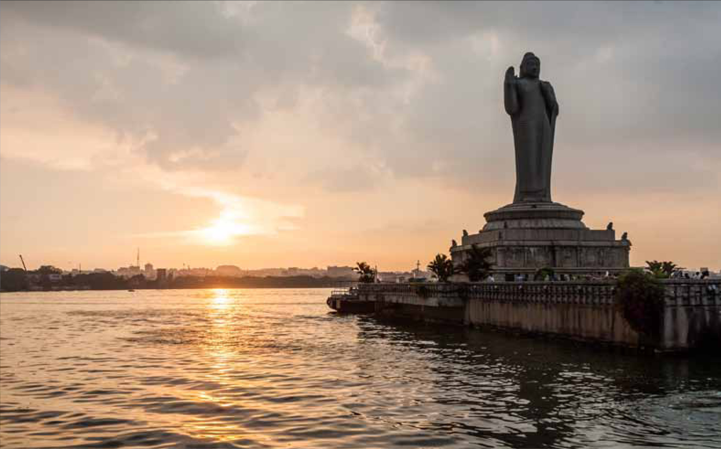 Hyderabad-Fort-town-fabulous-Hussain-Sagar-Lake