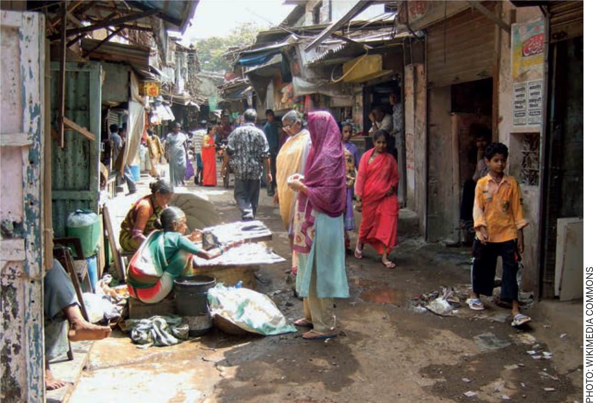 Re-housing-Mumbai’s-Slum-Dwellers-busy-pathway