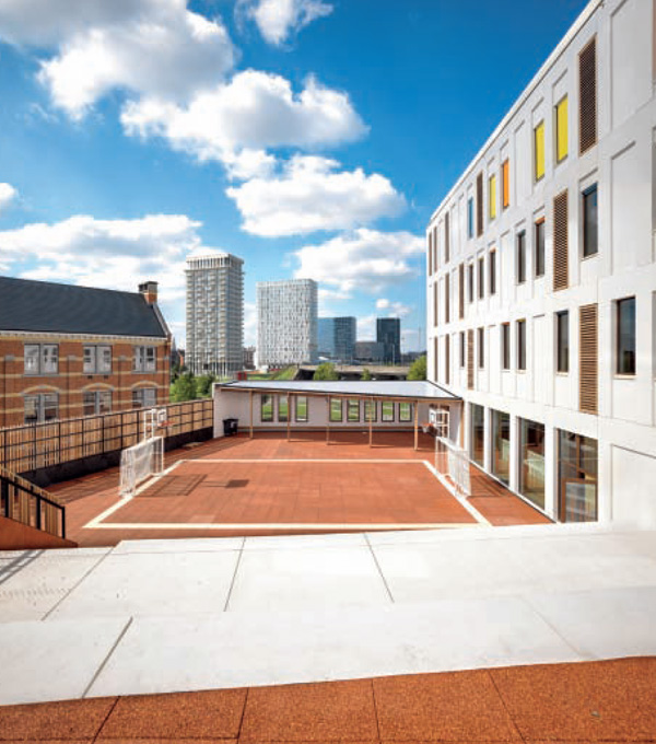 Reclaiming-a-City’s-Industrial-Backyard-Old-railway-building-school-children