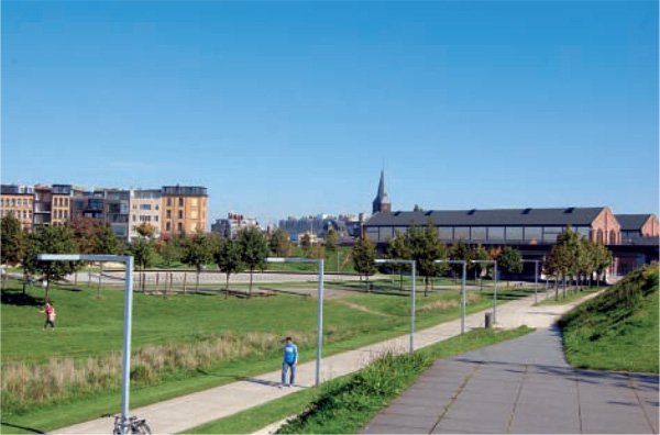 Reclaiming-a-City’s-Industrial-Backyard-Reclaiming-a-City’s-Industrial-Backyard-Preservation-historic-buildings-flexible-reuse-railway-structures-lan