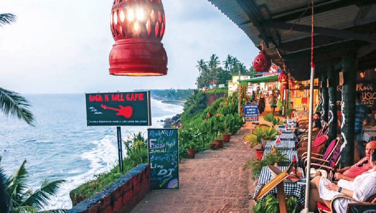 Beach-Every-Season-high-cliff-view-rock-music-cafes
