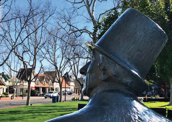 SOLVANG-Danish-Capital-America-statue-Hans-Christian-Andersen