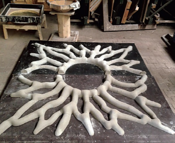 Industrial-Design-Discipline-First-test-concrete-wreath-textile-mould