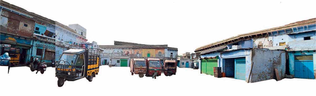 Sarais Agra-stitched visual central courtyard auto rickshaws