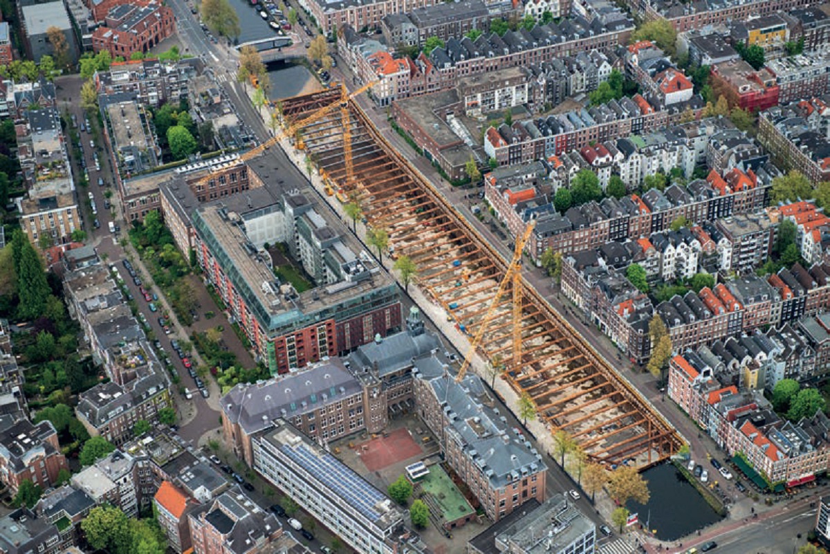 Car-Free-City-total-overview-construction-Albert-Cuyp-parking-garage-cranes