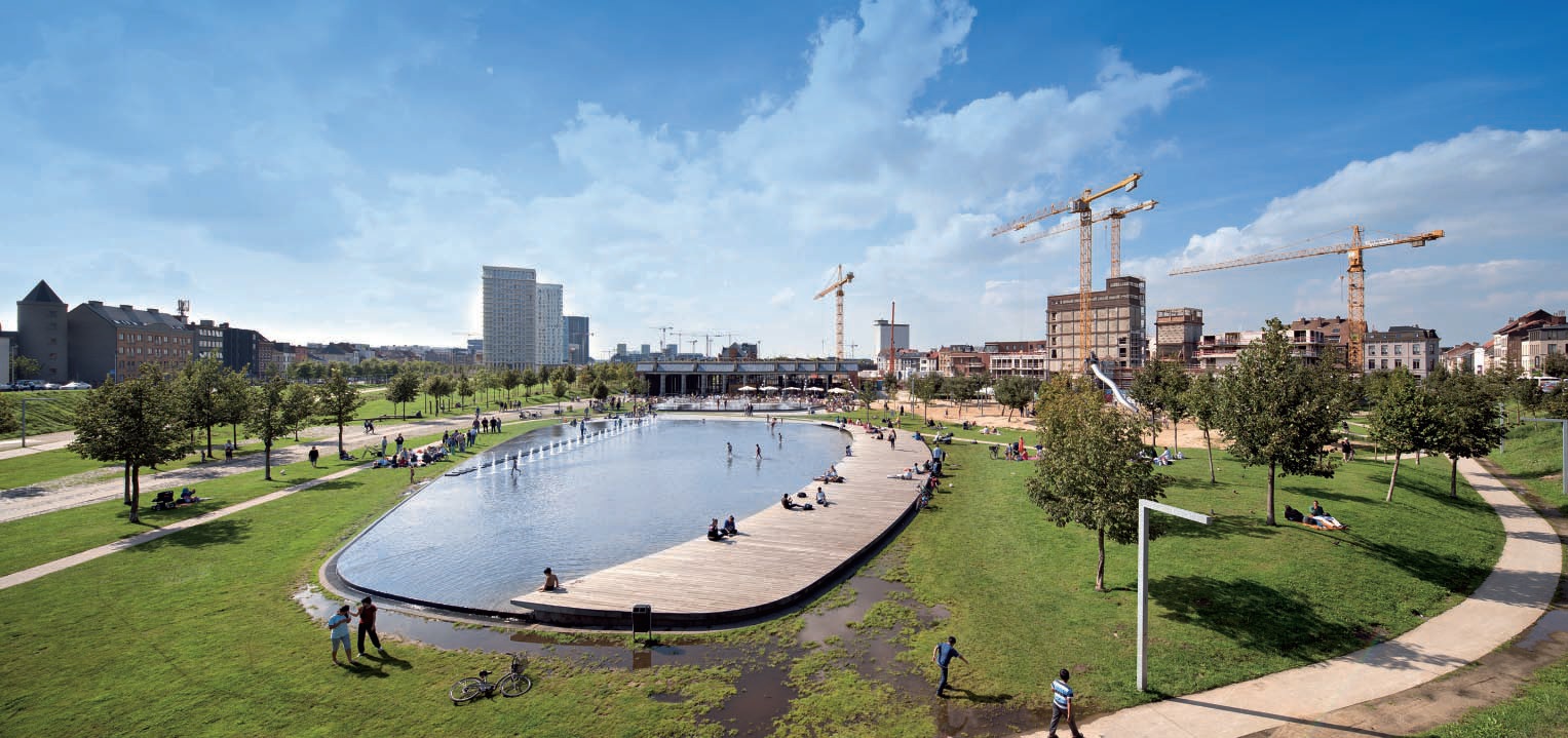 Reclaiming-a-City’s-Industrial-Backyard-water-gardens-fountains-park-spoor-noord