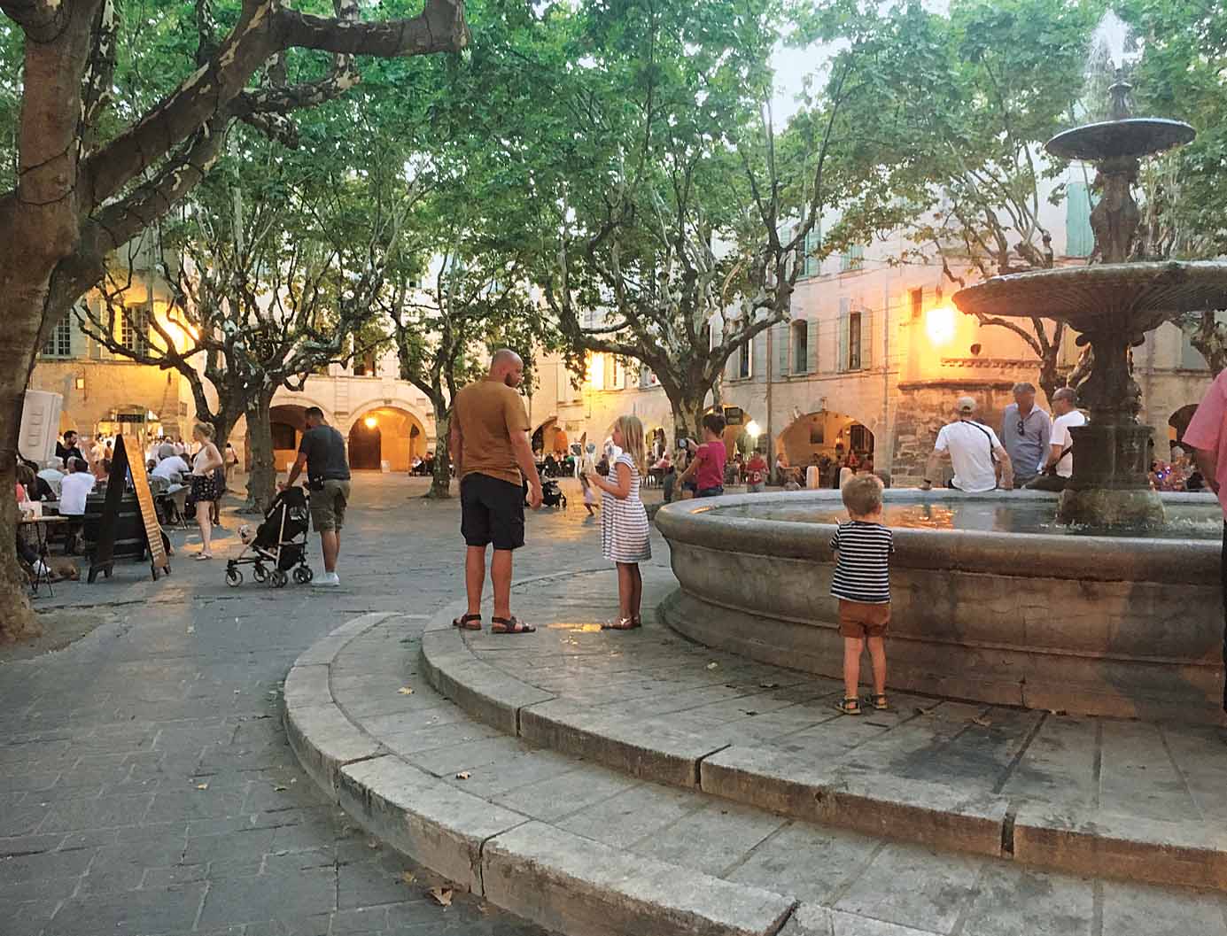 engineering-perfect-pedestrian-city-arched-spaces-central-squares-medieval-city-Uzes-France-illustrate-buildings-respond-public-space-creating-magically-human-interface