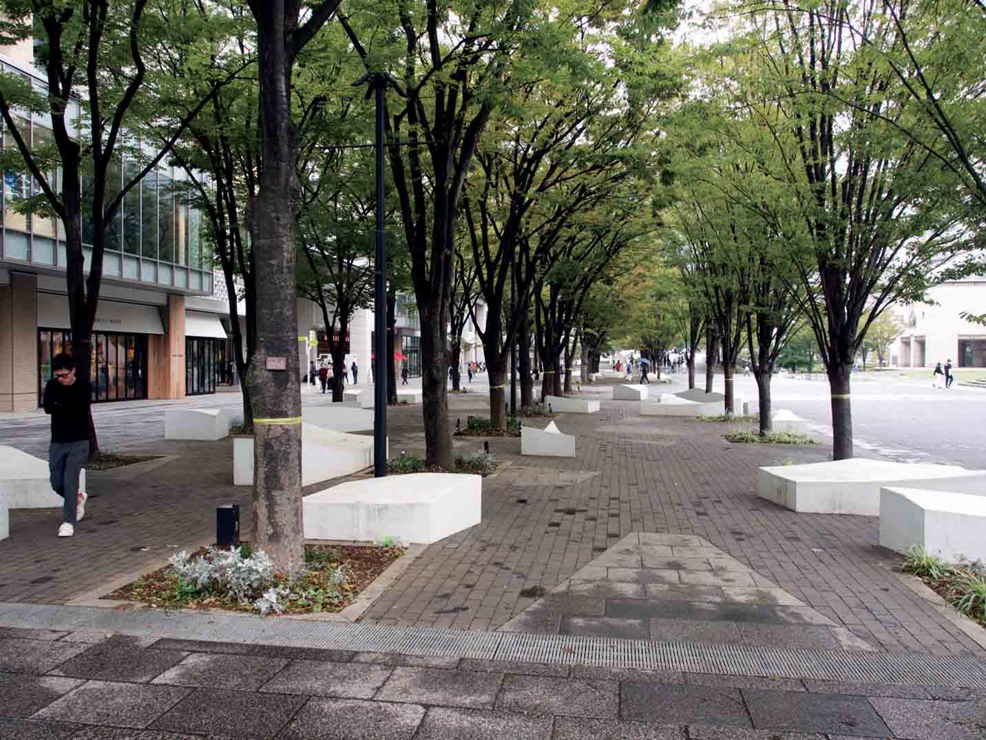 post-war-rebirth-yokohama-central-green-mall-minato-mirai